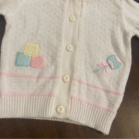 Vintage Baby Kisses 6-9 months cardigan blocks and rattle - Picture 2 of 4